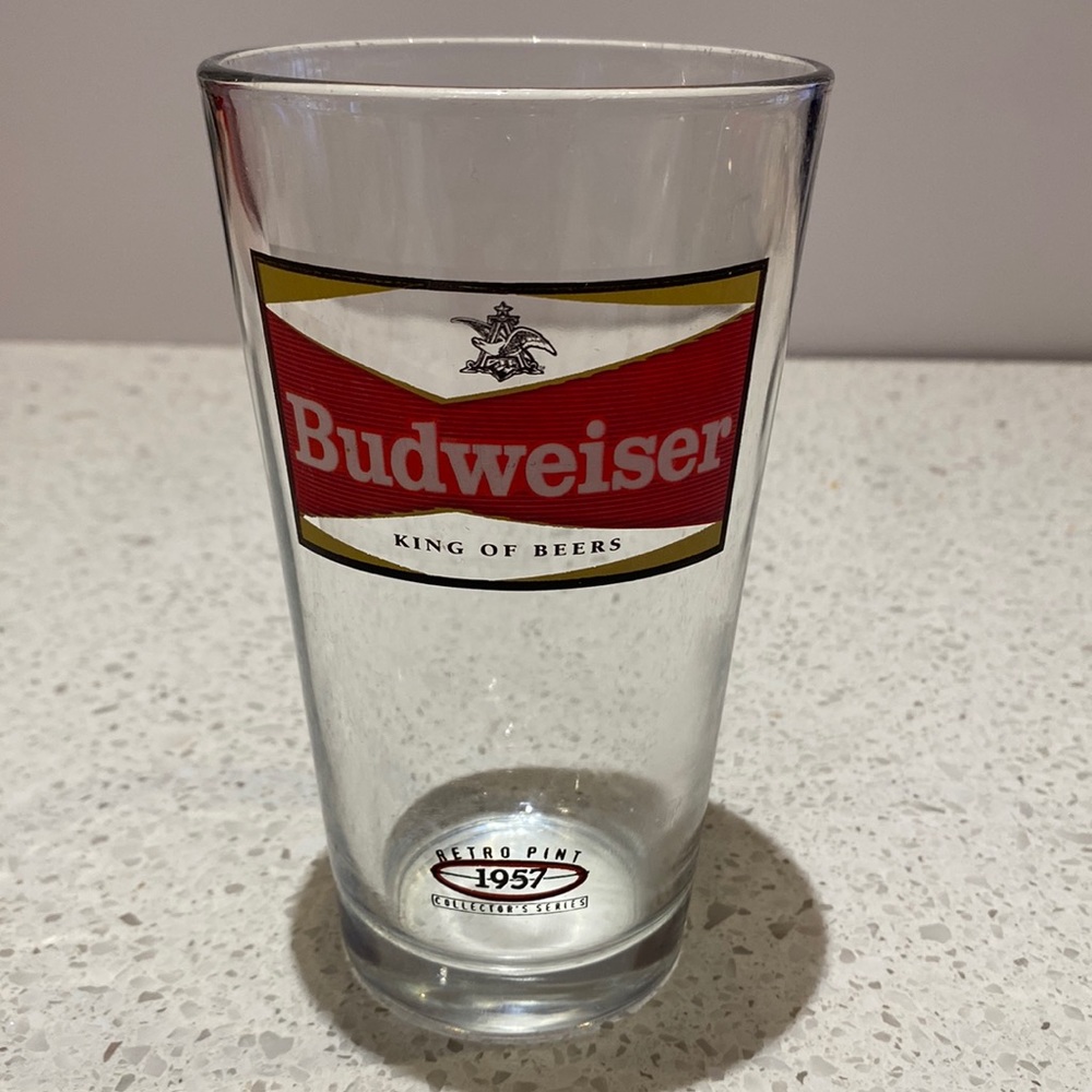 Budweiser King of Beers Retro Pint 1957 Collector’s Series Beer Drinking Glass